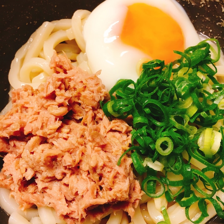 レンジだけで冷やしうどん ツナ 温玉のせ